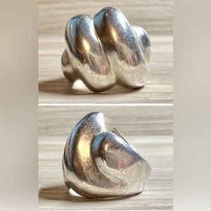 Vintage Heavy Handmade Designer Sterling Silver Modernist Scalloped Ring, Size 5